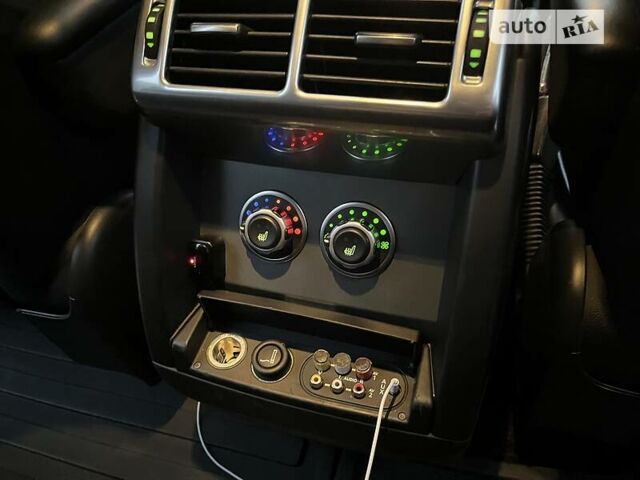 Черный Ленд Ровер Рендж Ровер, объемом двигателя 4.2 л и пробегом 190 тыс. км за 12000 $, фото 30 на Automoto.ua