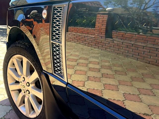 Чорний Ленд Ровер Рендж Ровер, об'ємом двигуна 4.4 л та пробігом 205 тис. км за 9990 $, фото 9 на Automoto.ua