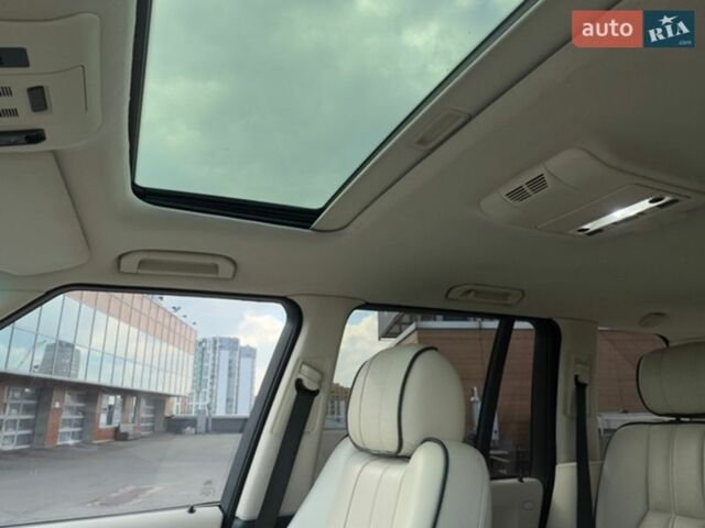 Чорний Ленд Ровер Рендж Ровер, об'ємом двигуна 4.2 л та пробігом 284 тис. км за 11900 $, фото 17 на Automoto.ua