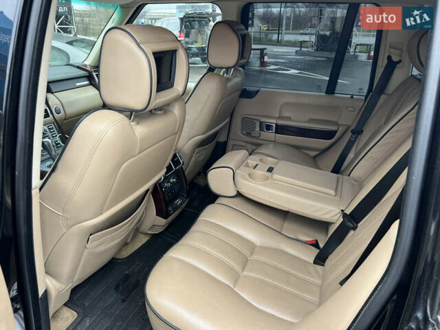 Черный Ленд Ровер Рендж Ровер, объемом двигателя 3.6 л и пробегом 307 тыс. км за 7650 $, фото 11 на Automoto.ua