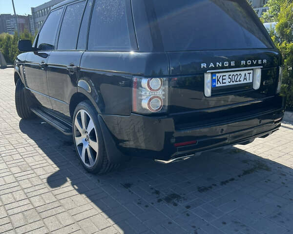 Чорний Ленд Ровер Рендж Ровер, об'ємом двигуна 4.2 л та пробігом 250 тис. км за 15000 $, фото 12 на Automoto.ua