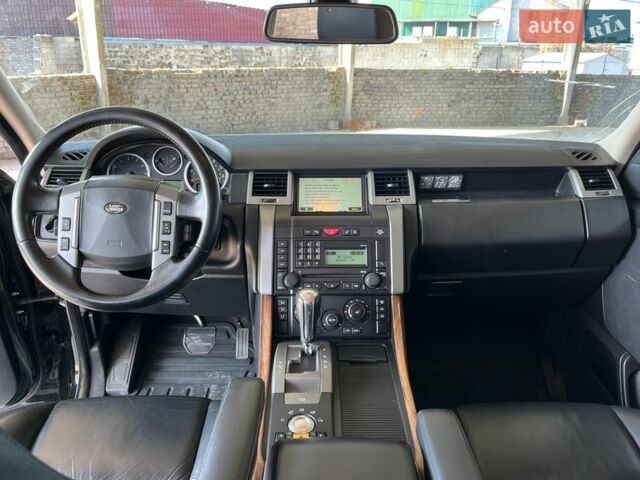 Черный Ленд Ровер Рендж Ровер, объемом двигателя 4.2 л и пробегом 145 тыс. км за 11999 $, фото 1 на Automoto.ua