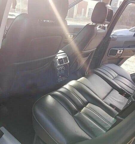 Чорний Ленд Ровер Рендж Ровер, об'ємом двигуна 3.6 л та пробігом 236 тис. км за 3200 $, фото 9 на Automoto.ua