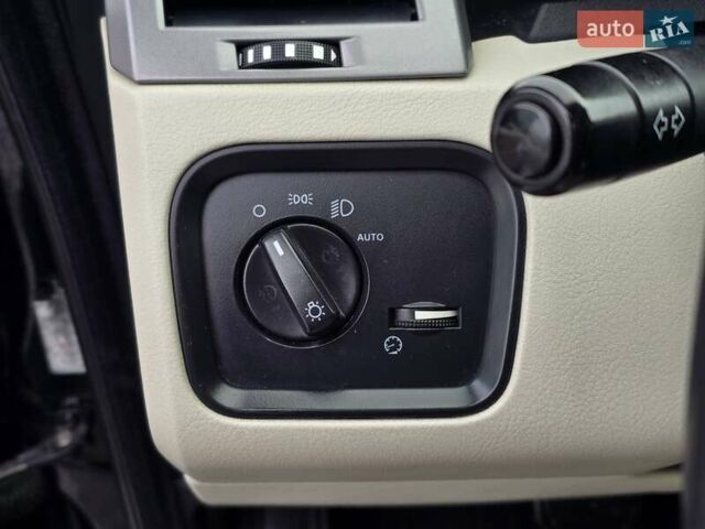 Черный Ленд Ровер Рендж Ровер, объемом двигателя 4.2 л и пробегом 240 тыс. км за 7999 $, фото 39 на Automoto.ua