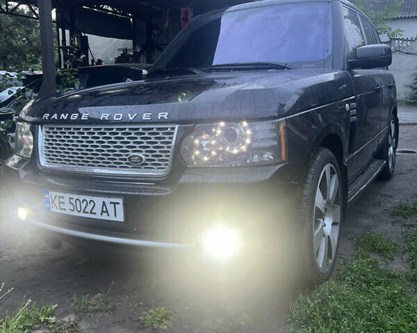 Чорний Ленд Ровер Рендж Ровер, об'ємом двигуна 4.2 л та пробігом 250 тис. км за 15000 $, фото 1 на Automoto.ua