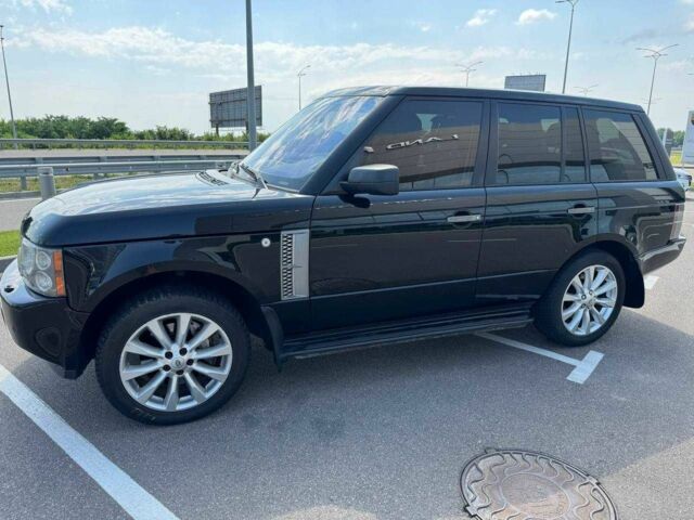 Черный Ленд Ровер Рендж Ровер, объемом двигателя 4.2 л и пробегом 254 тыс. км за 10000 $, фото 7 на Automoto.ua