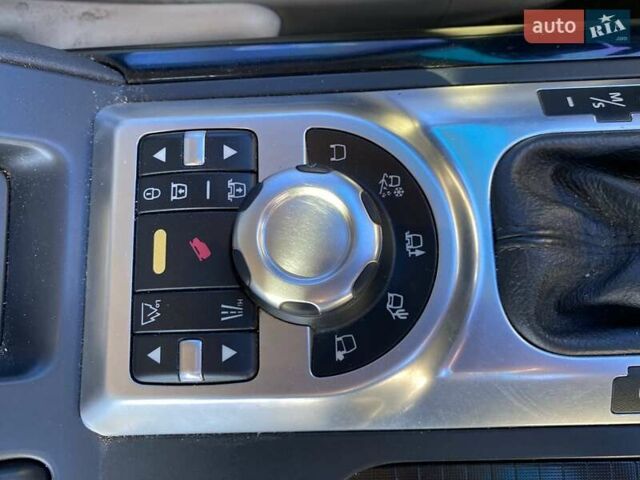 Черный Ленд Ровер Рендж Ровер, объемом двигателя 4.2 л и пробегом 400 тыс. км за 11000 $, фото 19 на Automoto.ua