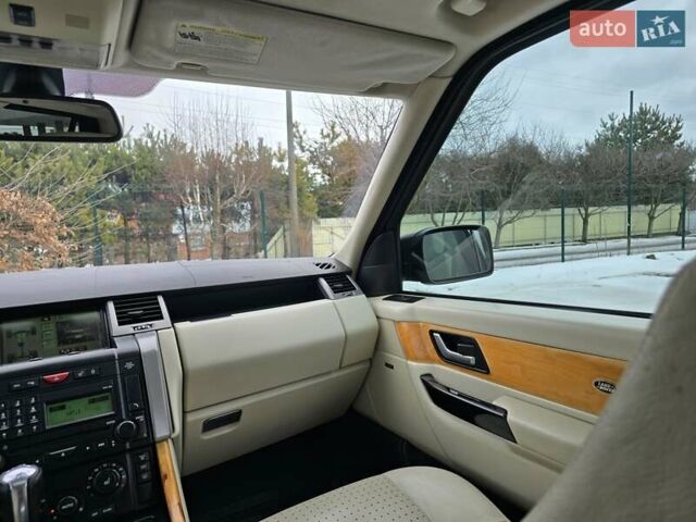 Черный Ленд Ровер Рендж Ровер, объемом двигателя 4.2 л и пробегом 240 тыс. км за 7999 $, фото 50 на Automoto.ua