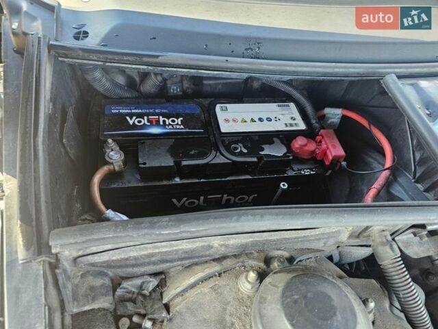 Черный Ленд Ровер Рендж Ровер, объемом двигателя 3.6 л и пробегом 320 тыс. км за 14500 $, фото 8 на Automoto.ua