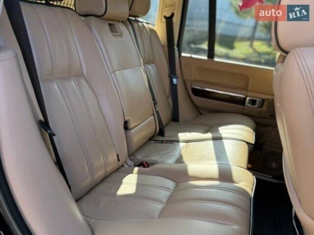 Чорний Ленд Ровер Рендж Ровер, об'ємом двигуна 3.63 л та пробігом 251 тис. км за 13500 $, фото 27 на Automoto.ua