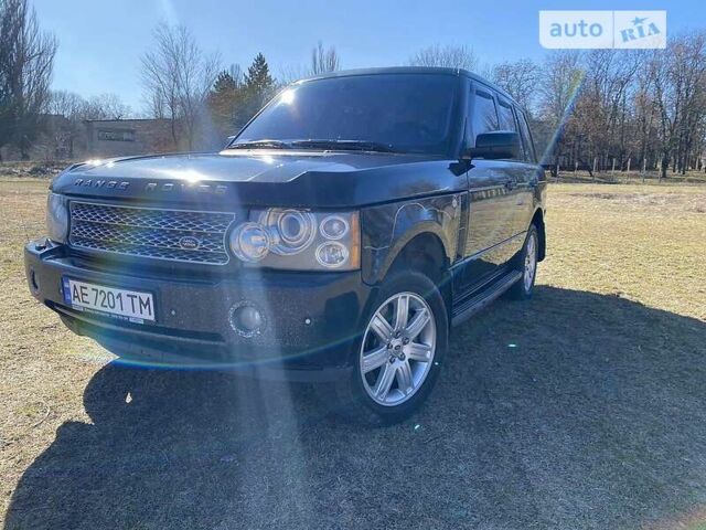 Черный Ленд Ровер Рендж Ровер, объемом двигателя 4.2 л и пробегом 400 тыс. км за 11000 $, фото 6 на Automoto.ua