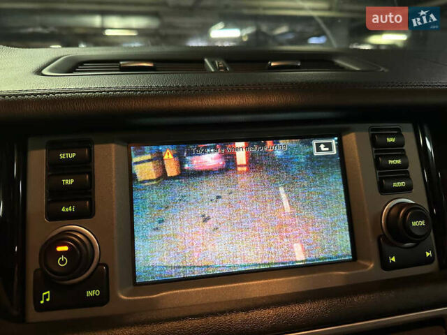 Чорний Ленд Ровер Рендж Ровер, об'ємом двигуна 4.2 л та пробігом 150 тис. км за 13700 $, фото 45 на Automoto.ua