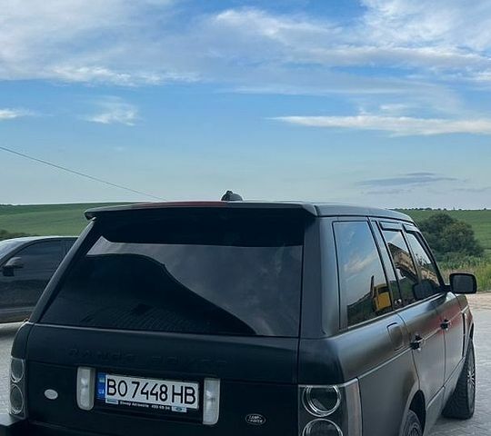 Чорний Ленд Ровер Рендж Ровер, об'ємом двигуна 4.2 л та пробігом 290 тис. км за 12800 $, фото 4 на Automoto.ua