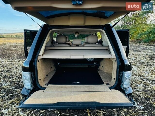 Черный Ленд Ровер Рендж Ровер, объемом двигателя 4.2 л и пробегом 243 тыс. км за 12000 $, фото 14 на Automoto.ua