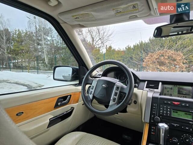 Черный Ленд Ровер Рендж Ровер, объемом двигателя 4.2 л и пробегом 240 тыс. км за 7999 $, фото 43 на Automoto.ua