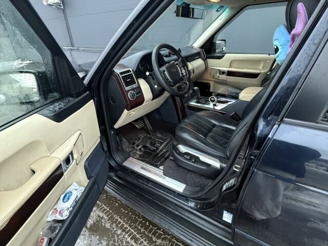 Чорний Ленд Ровер Рендж Ровер, об'ємом двигуна 4.2 л та пробігом 377 тис. км за 10500 $, фото 3 на Automoto.ua