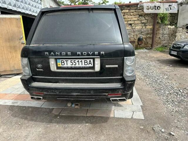 Черный Ленд Ровер Рендж Ровер, объемом двигателя 4.2 л и пробегом 304 тыс. км за 10000 $, фото 3 на Automoto.ua