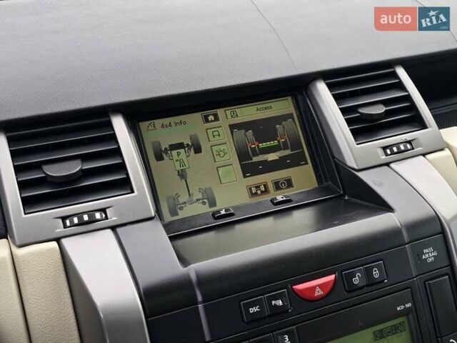 Черный Ленд Ровер Рендж Ровер, объемом двигателя 4.2 л и пробегом 240 тыс. км за 7999 $, фото 40 на Automoto.ua