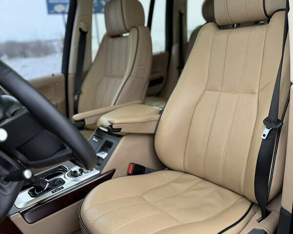 Чорний Ленд Ровер Рендж Ровер, об'ємом двигуна 3.6 л та пробігом 251 тис. км за 14000 $, фото 23 на Automoto.ua