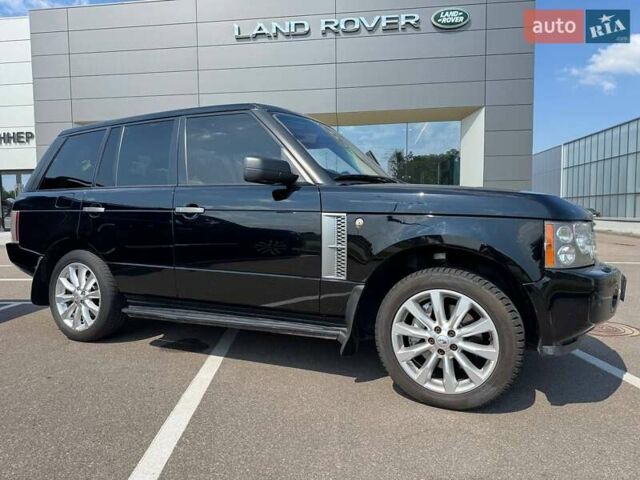 Черный Ленд Ровер Рендж Ровер, объемом двигателя 4.2 л и пробегом 254 тыс. км за 10900 $, фото 1 на Automoto.ua