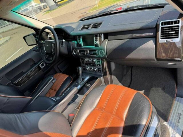 Черный Ленд Ровер Рендж Ровер, объемом двигателя 4.2 л и пробегом 254 тыс. км за 10000 $, фото 17 на Automoto.ua