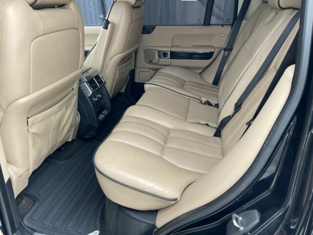 Чорний Ленд Ровер Рендж Ровер, об'ємом двигуна 3.6 л та пробігом 290 тис. км за 15000 $, фото 5 на Automoto.ua