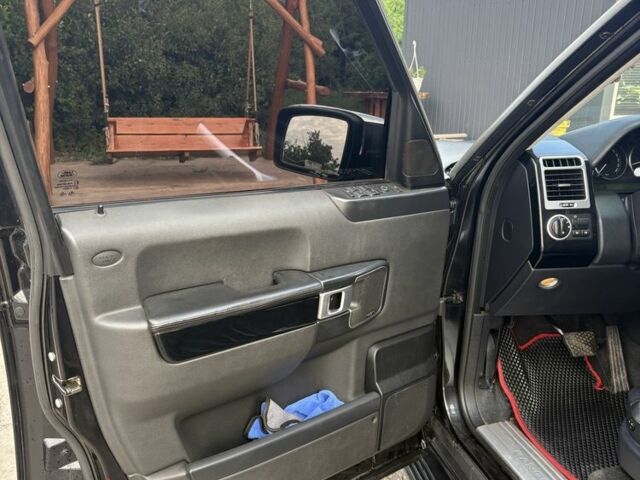 Чорний Ленд Ровер Рендж Ровер, об'ємом двигуна 3.6 л та пробігом 253 тис. км за 6500 $, фото 9 на Automoto.ua