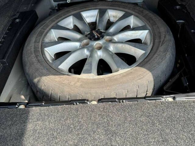 Ленд Ровер Рендж Ровер 2008 в Киеве на Automoto.ua Черный Ленд Ровер Рендж Ровер, объемом двигателя 4.2 л и пробегом 254 тыс. км за 10900 $, фото 23 на Automoto.ua