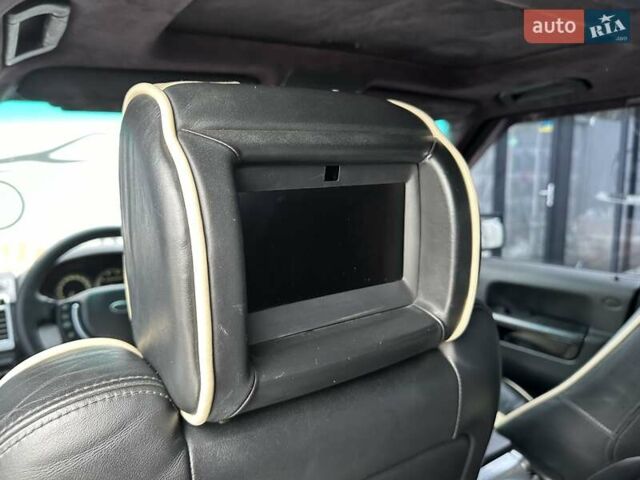 Чорний Ленд Ровер Рендж Ровер, об'ємом двигуна 4.2 л та пробігом 239 тис. км за 11900 $, фото 33 на Automoto.ua