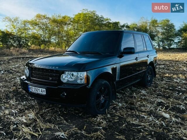 Черный Ленд Ровер Рендж Ровер, объемом двигателя 4.2 л и пробегом 243 тыс. км за 12000 $, фото 9 на Automoto.ua