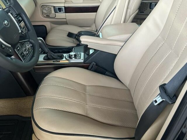 Черный Ленд Ровер Рендж Ровер, объемом двигателя 4.2 л и пробегом 260 тыс. км за 12500 $, фото 1 на Automoto.ua