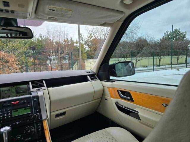 Черный Ленд Ровер Рендж Ровер, объемом двигателя 4.2 л и пробегом 240 тыс. км за 7999 $, фото 22 на Automoto.ua