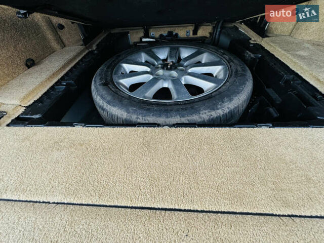 Чорний Ленд Ровер Рендж Ровер, об'ємом двигуна 4.2 л та пробігом 236 тис. км за 13000 $, фото 36 на Automoto.ua