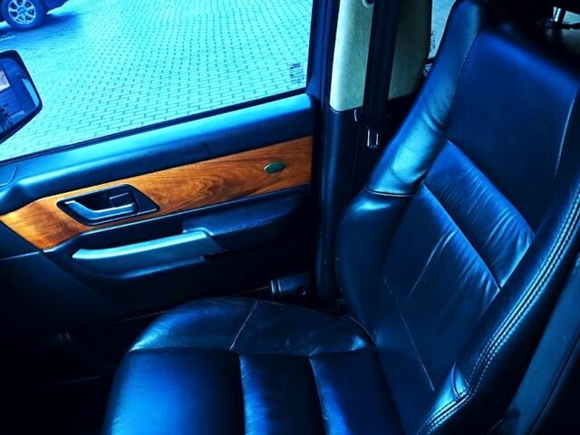 Чорний Ленд Ровер Рендж Ровер, об'ємом двигуна 3.6 л та пробігом 255 тис. км за 13600 $, фото 7 на Automoto.ua