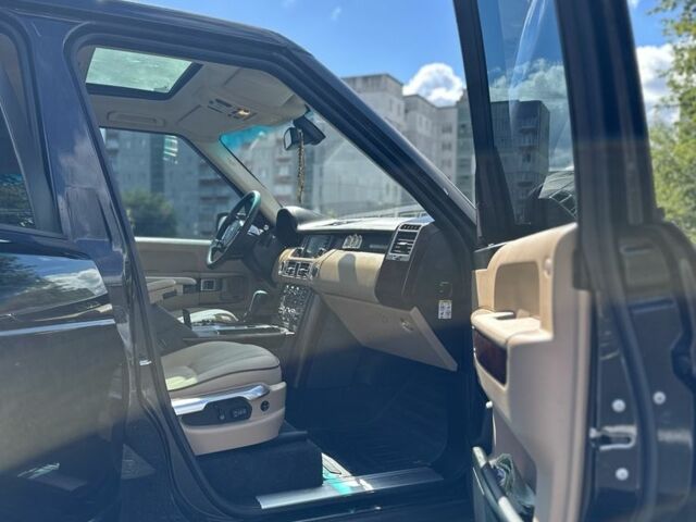 Чорний Ленд Ровер Рендж Ровер, об'ємом двигуна 3.6 л та пробігом 294 тис. км за 11000 $, фото 7 на Automoto.ua