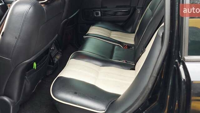 Черный Ленд Ровер Рендж Ровер, объемом двигателя 3.63 л и пробегом 320 тыс. км за 15000 $, фото 15 на Automoto.ua