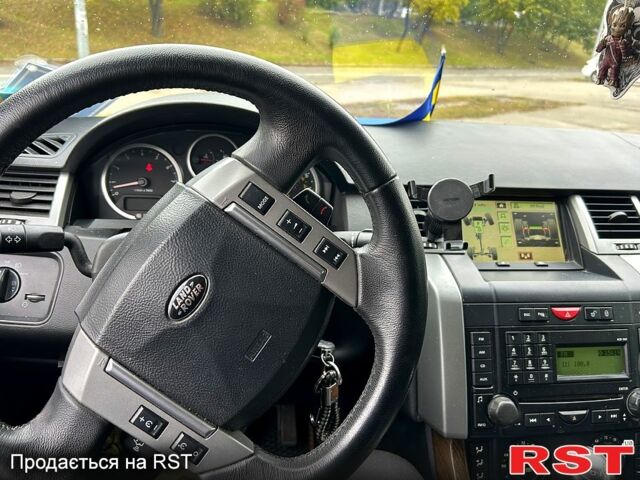 Чорний Ленд Ровер Рендж Ровер, об'ємом двигуна 4.2 л та пробігом 230 тис. км за 12850 $, фото 2 на Automoto.ua