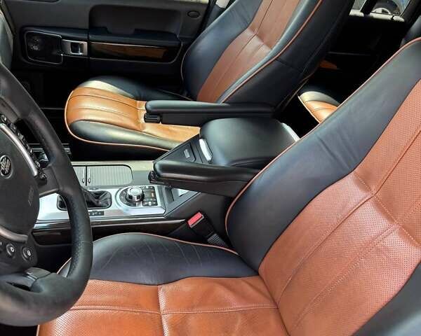 Черный Ленд Ровер Рендж Ровер, объемом двигателя 4.2 л и пробегом 254 тыс. км за 10900 $, фото 25 на Automoto.ua