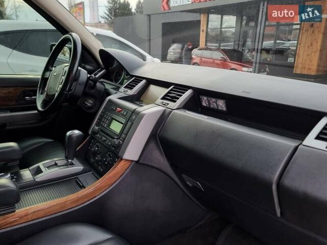 Чорний Ленд Ровер Рендж Ровер, об'ємом двигуна 4.2 л та пробігом 145 тис. км за 11999 $, фото 62 на Automoto.ua