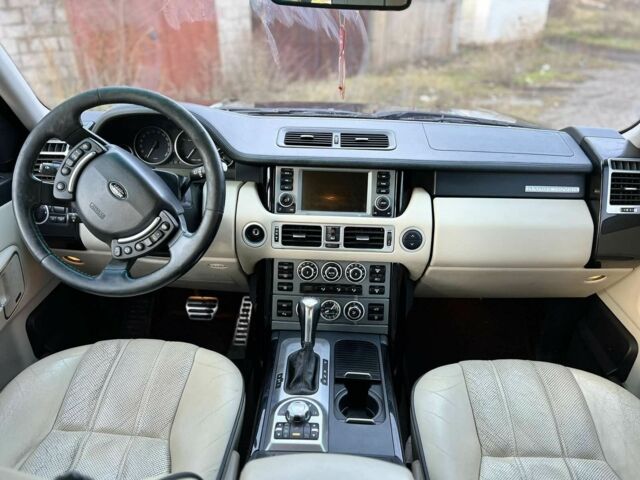 Чорний Ленд Ровер Рендж Ровер, об'ємом двигуна 4.2 л та пробігом 400 тис. км за 10000 $, фото 3 на Automoto.ua