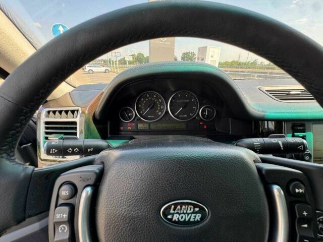 Черный Ленд Ровер Рендж Ровер, объемом двигателя 4.2 л и пробегом 254 тыс. км за 10000 $, фото 13 на Automoto.ua