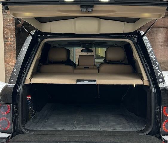 Черный Ленд Ровер Рендж Ровер, объемом двигателя 3.6 л и пробегом 211 тыс. км за 14900 $, фото 3 на Automoto.ua