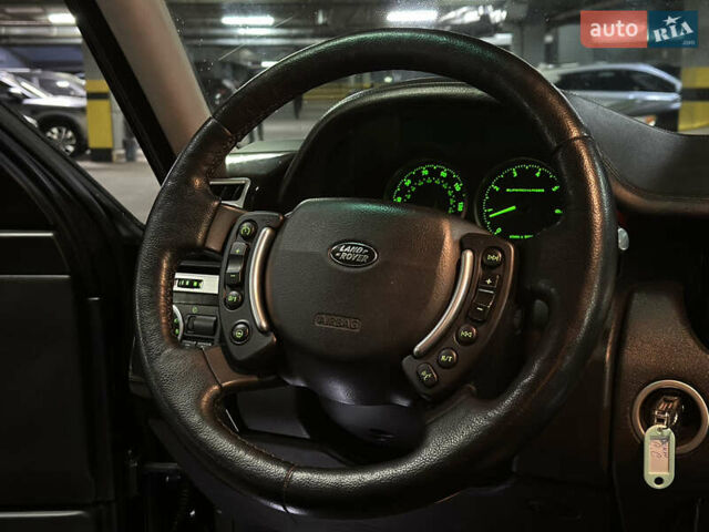 Черный Ленд Ровер Рендж Ровер, объемом двигателя 4.2 л и пробегом 245 тыс. км за 18500 $, фото 30 на Automoto.ua