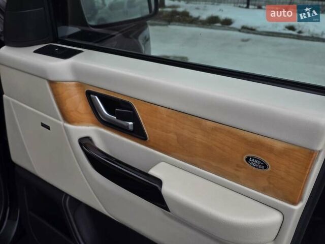 Черный Ленд Ровер Рендж Ровер, объемом двигателя 4.2 л и пробегом 240 тыс. км за 7999 $, фото 45 на Automoto.ua