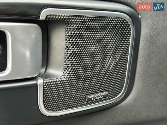 Чорний Ленд Ровер Рендж Ровер, об'ємом двигуна 4.2 л та пробігом 239 тис. км за 11900 $, фото 13 на Automoto.ua