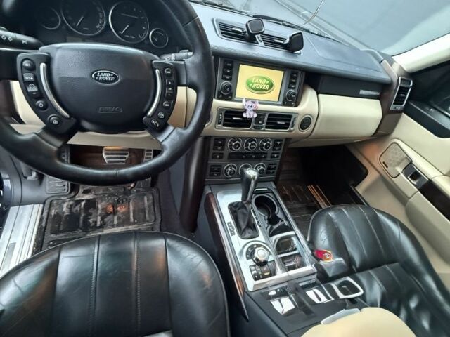 Чорний Ленд Ровер Рендж Ровер, об'ємом двигуна 4.2 л та пробігом 377 тис. км за 10500 $, фото 4 на Automoto.ua