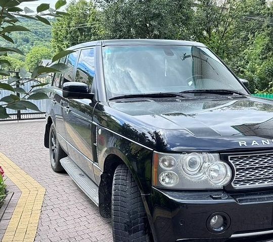 Чорний Ленд Ровер Рендж Ровер, об'ємом двигуна 3.6 л та пробігом 220 тис. км за 9999 $, фото 2 на Automoto.ua