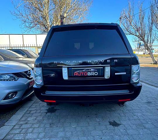 Черный Ленд Ровер Рендж Ровер, объемом двигателя 4.2 л и пробегом 225 тыс. км за 11500 $, фото 3 на Automoto.ua