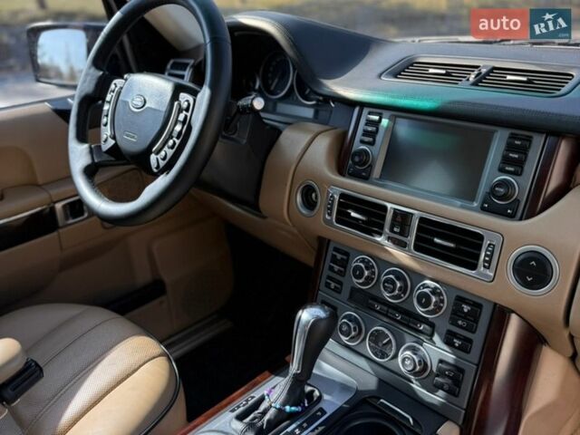 Чорний Ленд Ровер Рендж Ровер, об'ємом двигуна 3.63 л та пробігом 251 тис. км за 13500 $, фото 33 на Automoto.ua