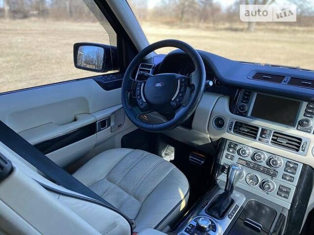 Черный Ленд Ровер Рендж Ровер, объемом двигателя 4.2 л и пробегом 400 тыс. км за 11000 $, фото 15 на Automoto.ua